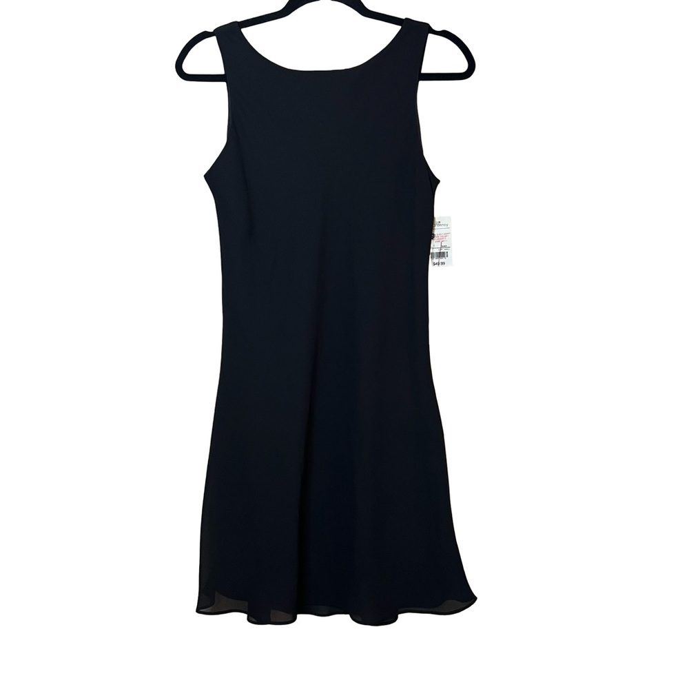 Alyn Paige Black Dress
